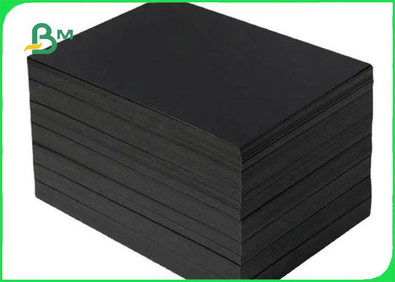 300gsm 350gsm ورق أسود اللون لألبومات الصور مقاومة جيدة للطي