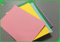 ورقة ورقة السندات الوردي الأخضر الأصفر الملون 200gsm 230gsm للطباعة العادية