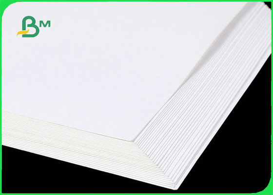 70-120gsm ورق كرافت أبيض لحقيبة الطعام قوة شد عالية 64 × 90 سم