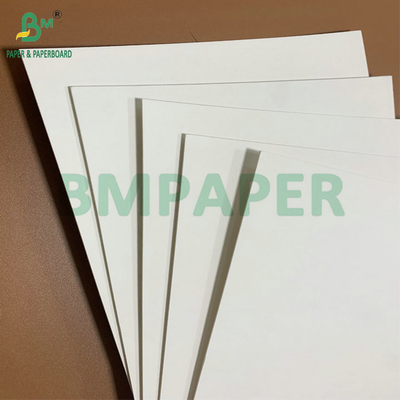 الورق الممتص للمياه ذو البياض العالي 0.7mm 0.9mm لصنع أشرطة المشروبات