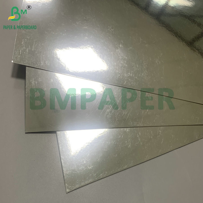 70 × 100 سم 400 غرامة 425 غرامة الورق المقوى بالفضة لصنع صندوق التغليف