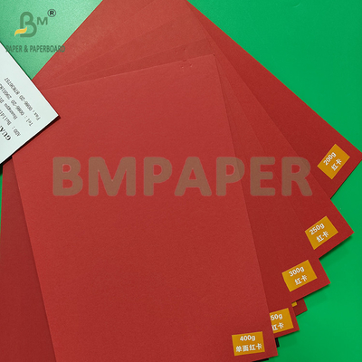 120-400gsm حماية البيئة ورق التغليف الكرافت الأحمر لتغليف الهدايا