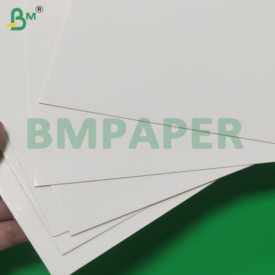 215GSM FBB ألواح كرتون بيضاء ذات سطح أملس تأثير طباعة جيد
