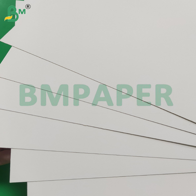 215GSM FBB ألواح كرتون بيضاء ذات سطح أملس تأثير طباعة جيد