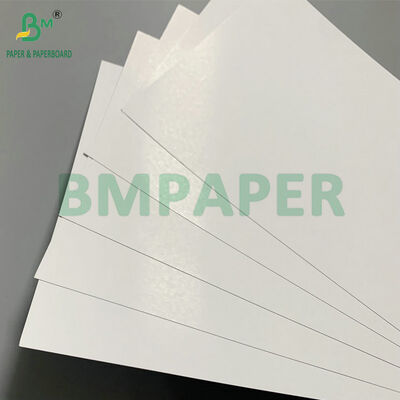 ورق لعب عالي التعتيم 310 جرامًا في المتر المربع 320 جرامًا في المتر المربع بقلب أزرق لبطاقات اللعب والبوكر