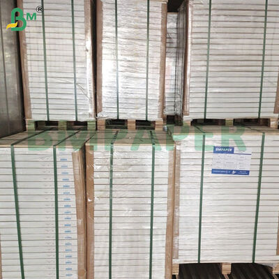 350 غرام بطاقة كرتونية بيضاء ذات قلب أبيض مزدوج 70*100 سم