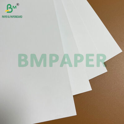 350 غرام 400 غرام طباعة أوفست لينة بيضاء سميكة ورقية غير مغلفة غلاف 28 × 40