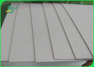 الورق المقوى الرمادي 2.0mm 2.5mm سمك 70 X 100cm في ورقة