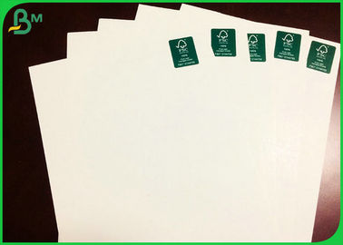 300GSM 610 * 860MM اللون الأبيض C1S لوح العاج لصنع صندوق طويلي