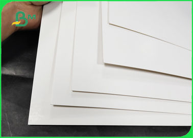 230 - 350 غرام لوح مربع قابل للطي / ورق مغلف C1S 645 * 920mm