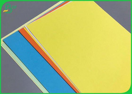 ورق ملون على الوجهين من Virgin Pulp 180G 230G Bristol Folder Paper Board Roll