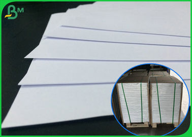 70GSM الأبيض غير المطلي Woodfree الطباعة ورقة لفة لمواد دفتر الملاحظات